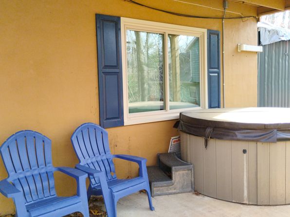 (undisclosed Address)