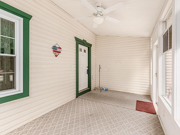 4th image of 1683 Milington Way