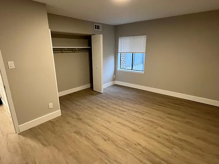 11240 Cherry Hill Rd #203 — Photo 12