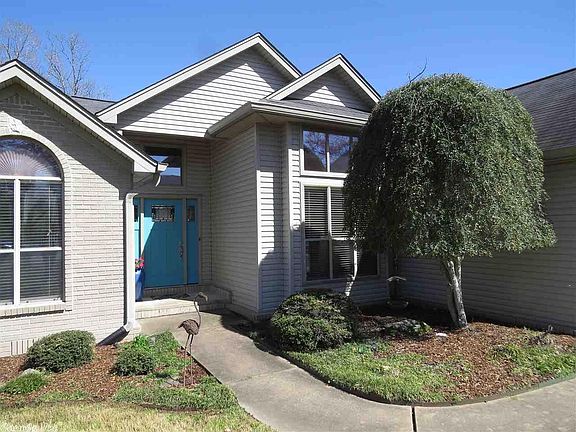 5th image of 5 Cherry Laurel Ct