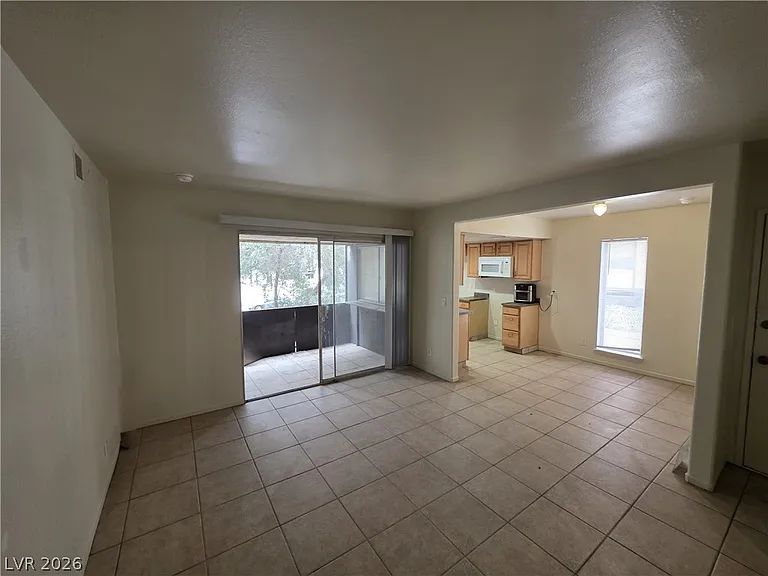 1440 Vegas Valley Dr #8 — Photo 15