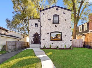 8041 S Blackstone Ave, Chicago, IL