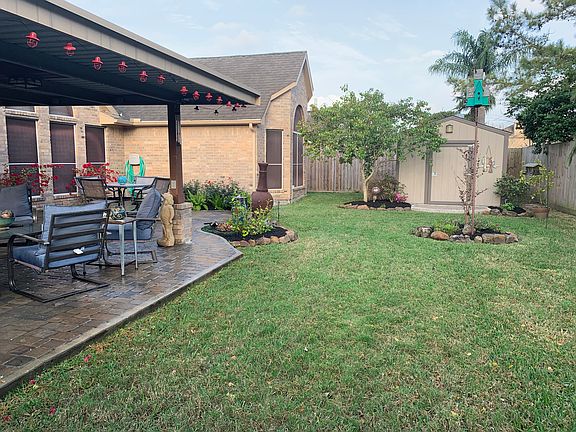 4th image of 1817 S Carlsbad Ln