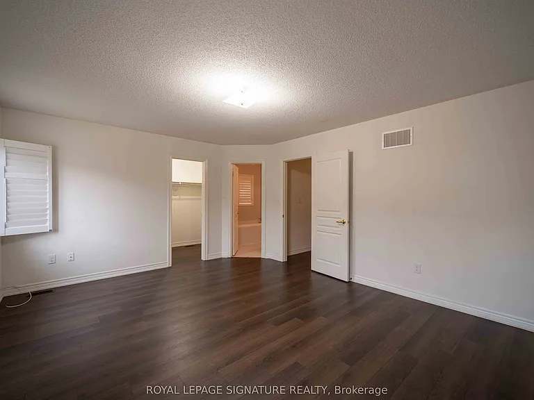 5570 Meadowcrest Ave — Photo 15