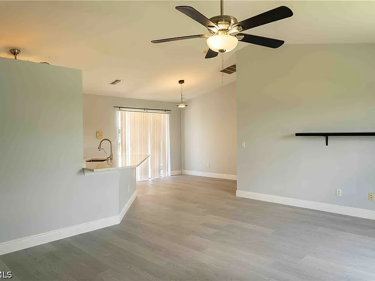 416 NW 17th Ave — Photo 6