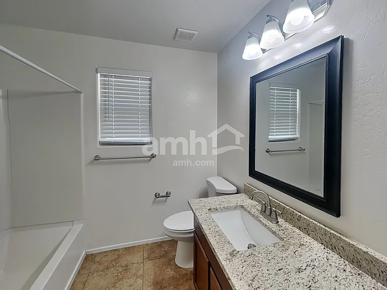 2865 S Hansen Dr — Photo 14