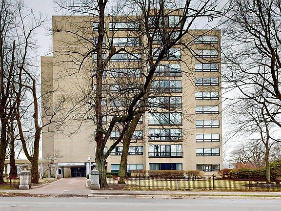 2nd image of 6095 Coburg Rd #201