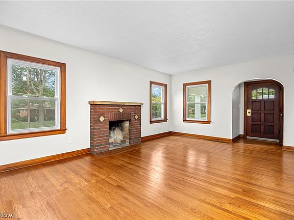 4th image of 731 W 32nd St