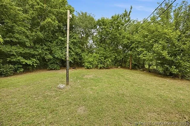 908 N Collins Ave — Photo 19