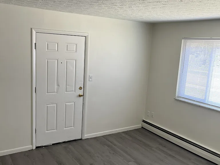 315 Ethel Ave #1 — Photo 4