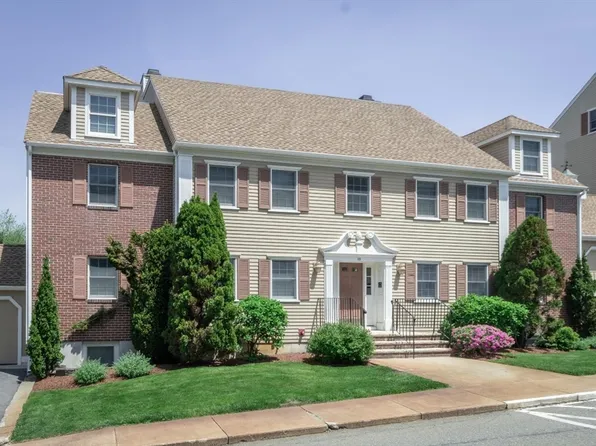 10 Weatherly Dr Unit 3, Salem, MA 01970