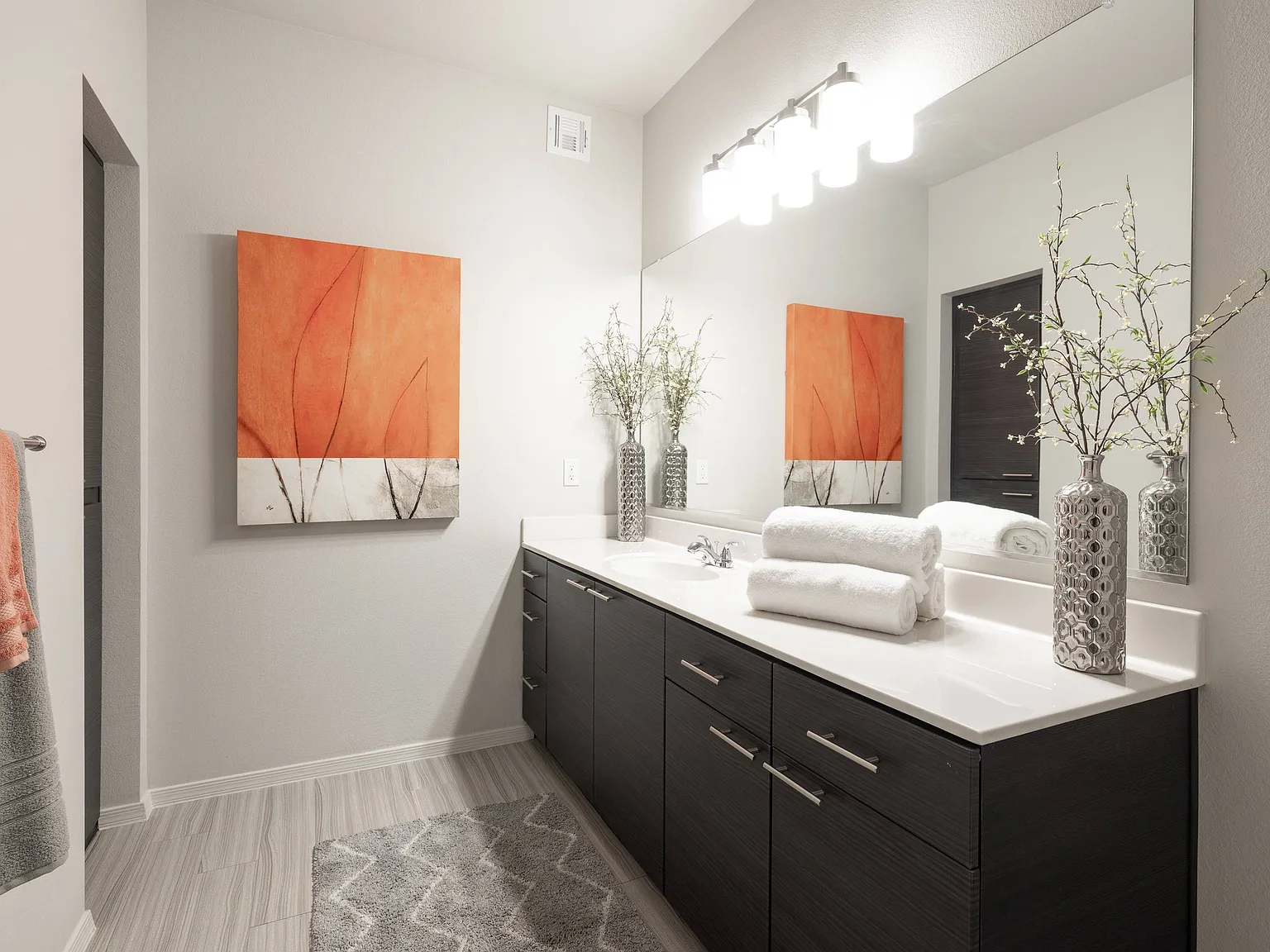 Liv Ahwatukee — Photo 4