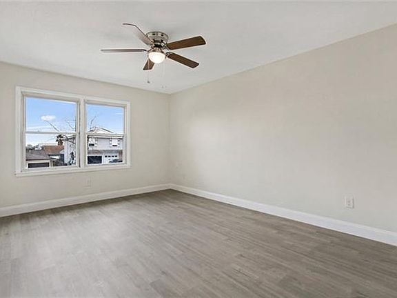 3rd image of 3804 Birchfield Dr