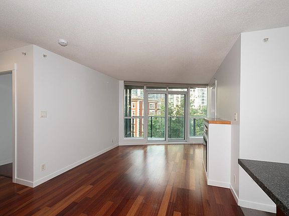 5th image of 1189 Melville St #507