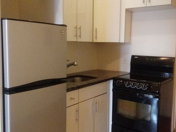 5th image of 564 W 183rd St #2SE