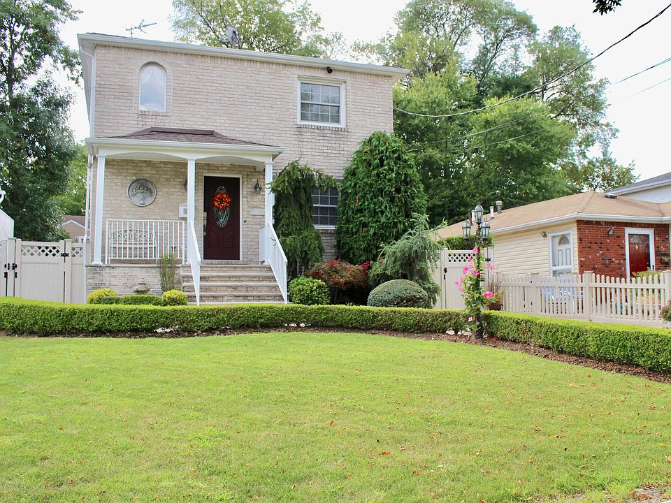 1st image of 722 Craig Ave