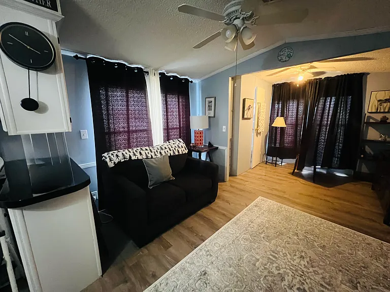 109 Tournament Dr — Photo 15