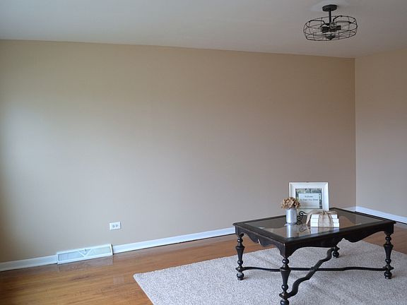 3rd image of 10300 S Tripp Ave