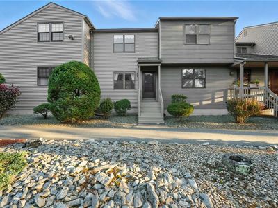 2703 Pinewood Dr, Smithfield, RI, 02917