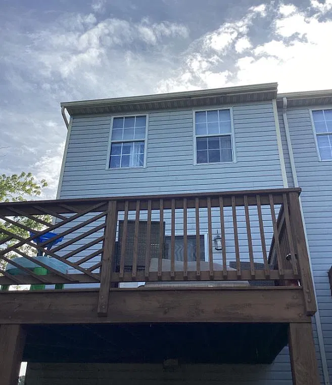 2 bed, 1110 sqft, $1,899 — Photo 1