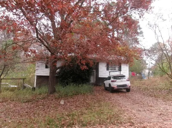 4004 Carwyle Rd, Pinson, AL 35126