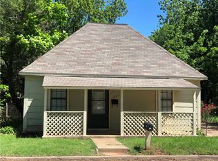 1207 W 8th St, Elk City, OK 73644