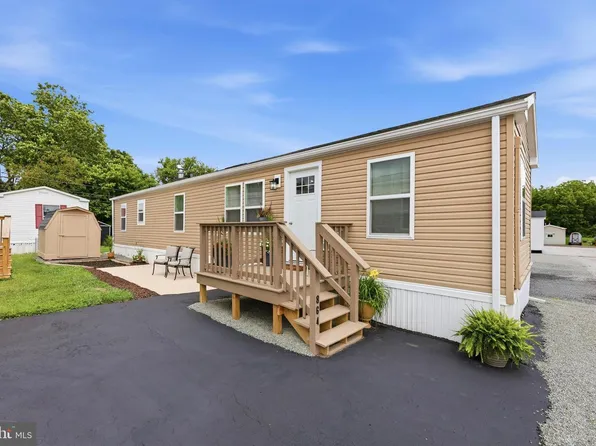 864 Buttonwood Ave, Spring City, PA 19475