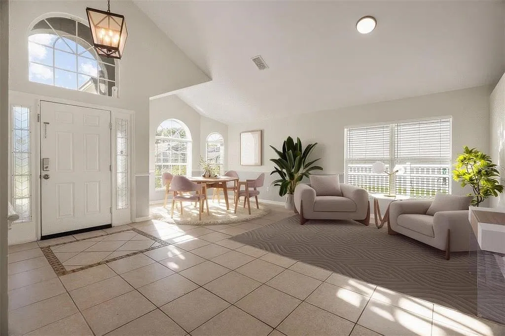 4 bed, 2.5 bath, 2216 sqft, $2,900 — Photo 4