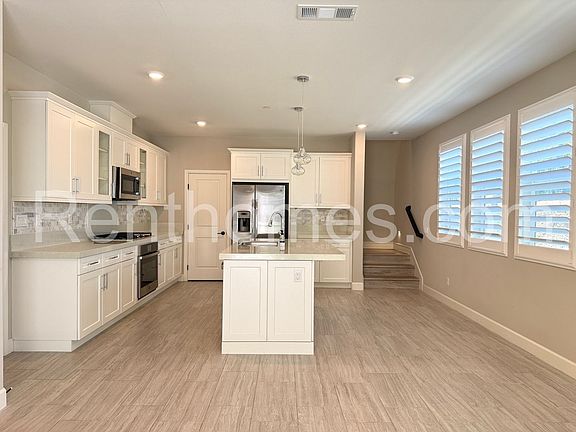 4th image of 10835 Wendy Way