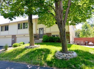 710 125th Ln NE, Blaine, MN 55434