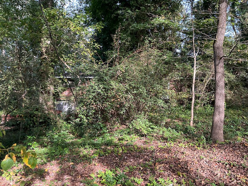 2nd image of 1768 Piper Cir