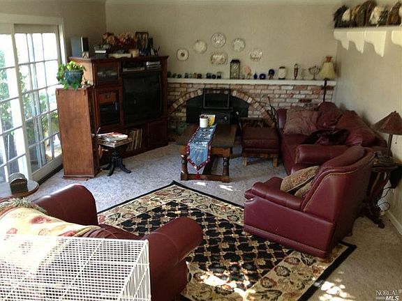 3rd image of 190 Caldwell Dr