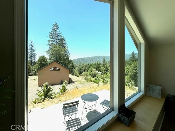 2349 Shoshone Rd, Mariposa, CA 95338