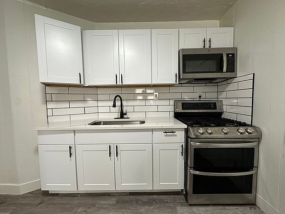3rd image of 1291 E Villa Vista Ave