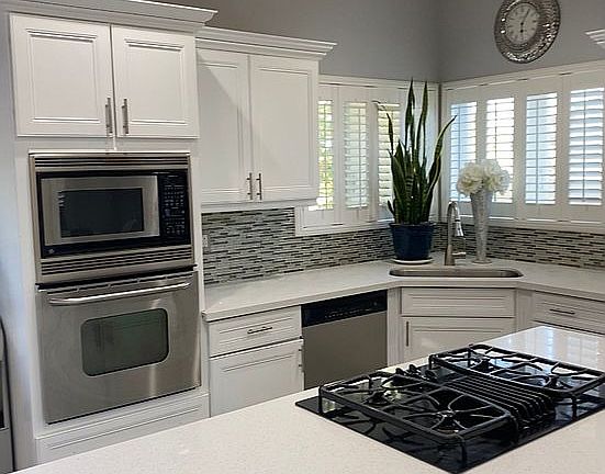4th image of 5130 Amanda Ln