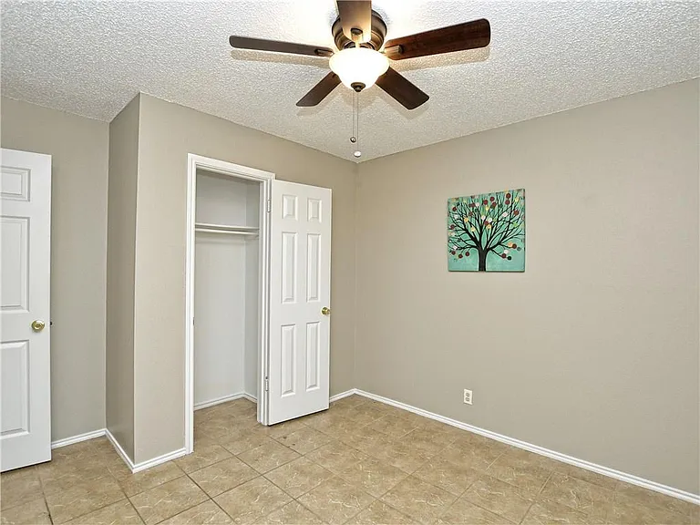 5401 Spring Meadow Rd #B — Photo 19