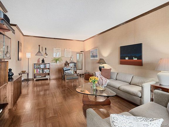 5th image of 16 Rockledge Avenue #5K-1