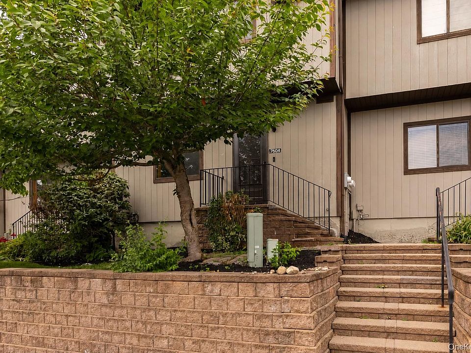 1st image of 7604 Chelsea Cove N