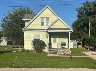 210 Vine St, Varna, IL 61375