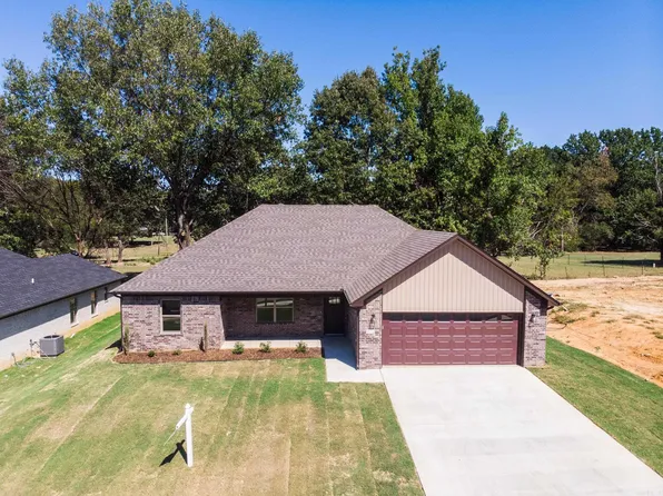 310 Millie Ct, Austin, AR 72007