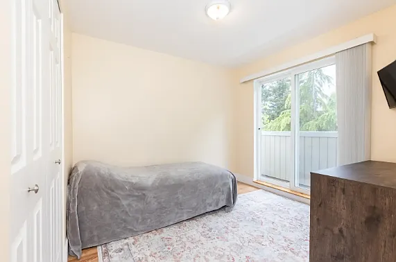 2733 Parkway Dr #8 — Photo 7