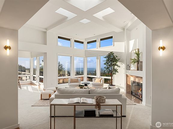 2nd image of 5824 168th Place SE