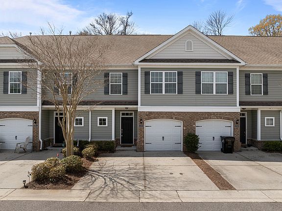 4th image of 4345 Elderberry Ln #1