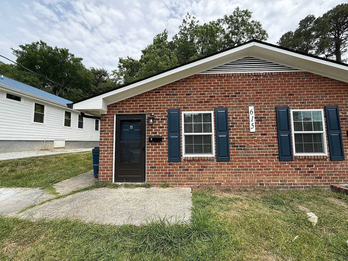 615 Burlington Ave 2 UNITS  — Photo 1