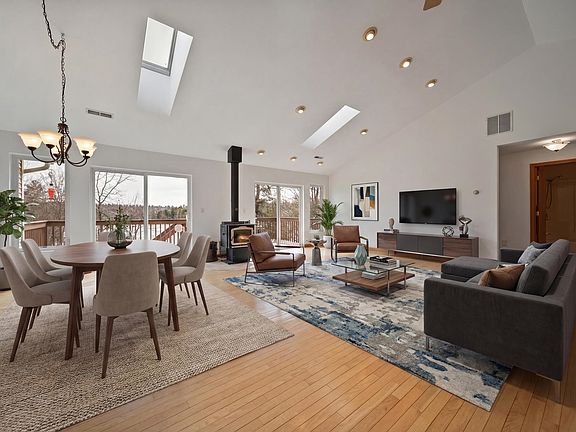 4th image of 138 Birch Drive