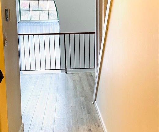 2nd image of 70 Johnes St #335