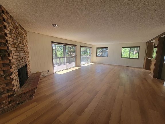 3rd image of 109 Marlette Dr
