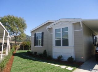 300 Pear Ln, Santa Rosa, CA 95407