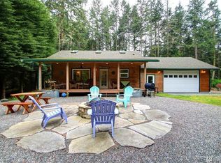 4217 Ginnett Rd, Anacortes, WA 98221