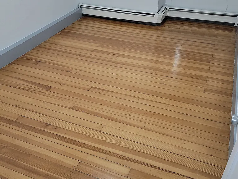 473 Main St — Photo 10